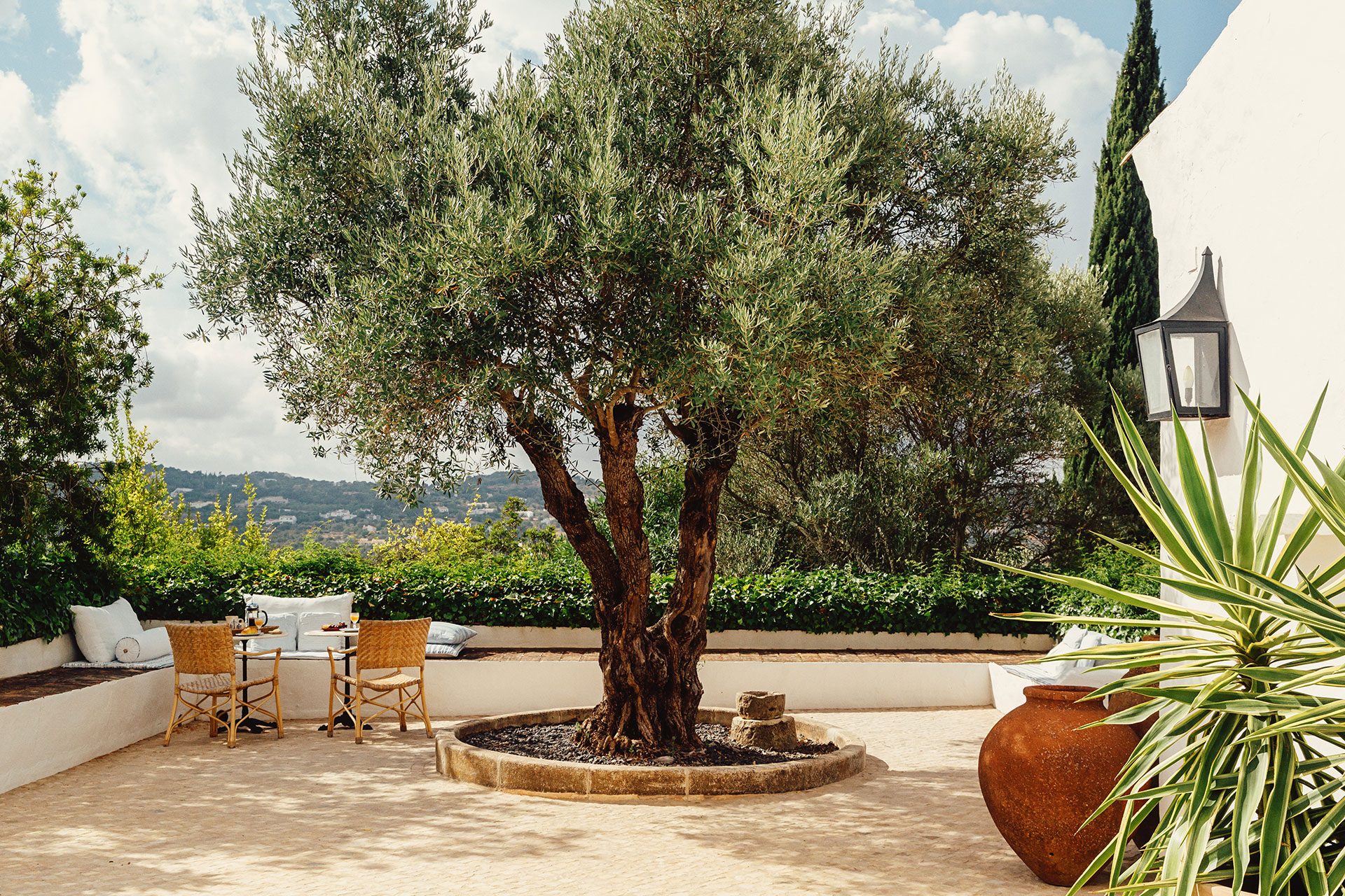 Casa Alta — the stone hotel above the Douro river at golden hour